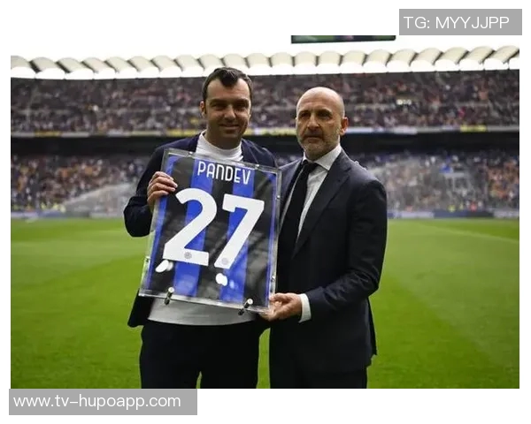 潘德夫回忆2010年对巴萨时穆帅幽默回应齐沃踢边锋的趣事