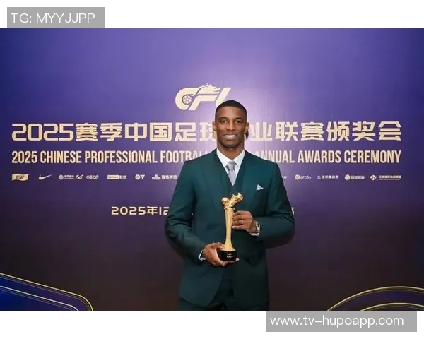 恭贺瓦科荣获中超联赛年度最佳球员称号展现卓越实力与风采